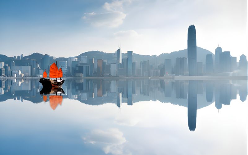 Vibrant Hong Kong: The City That Never Sleeps